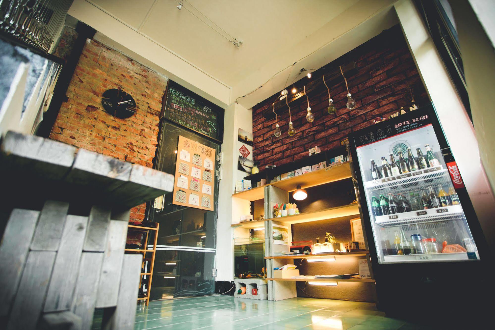 Albergue Meng Zi Bu _Dream Corner Tainan Exterior foto